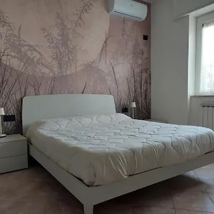 Profumo Di Limone Con Giardino Albissola Marina