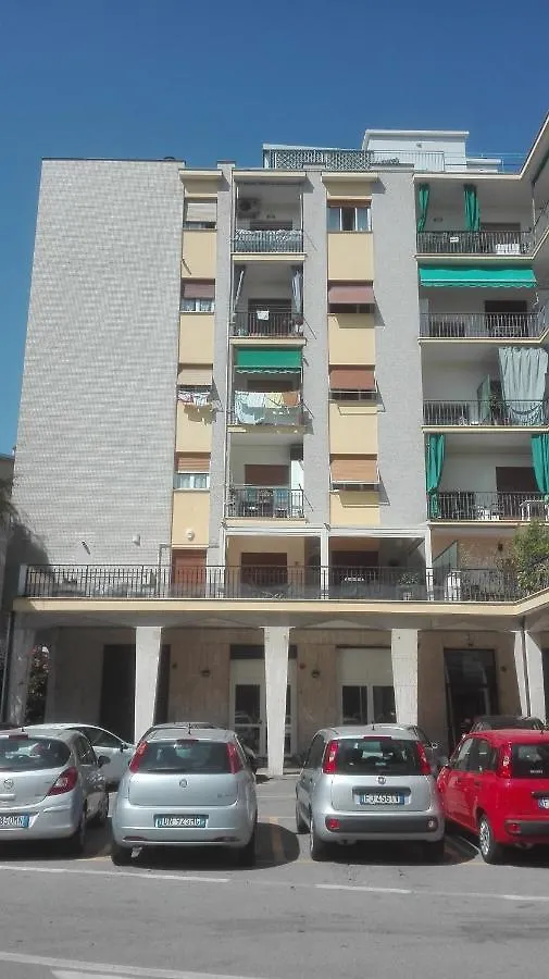 Casa Di Alessio, 6 Posti Letto A 200 Mt Dal Mare Apartment Albissola Marina